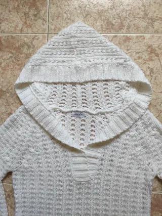 Jersey Pimkie blanco con capucha