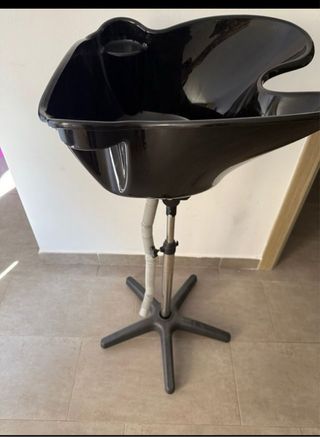 vendo lavatorio de cabeza está nuevo 
