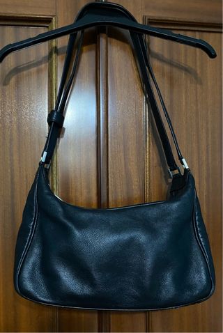 Bolso de hombro Christin de piel negro