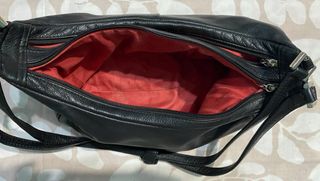 Bolso de hombro Christin de piel negro