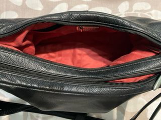 Bolso de hombro Christin de piel negro