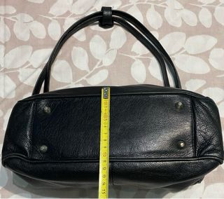 Bolso de hombro Christin de piel negro
