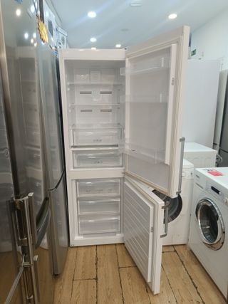 Nevera Candy y Lavadora Bosch garantía transporte 