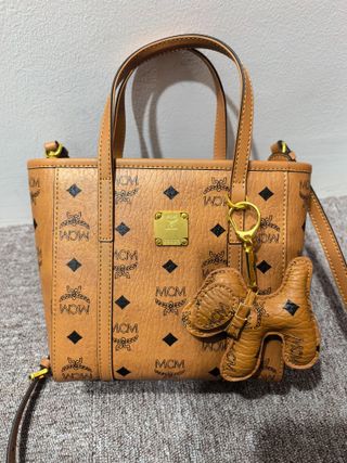 Bolso Tote MCM Marrón con Llavero Perro
