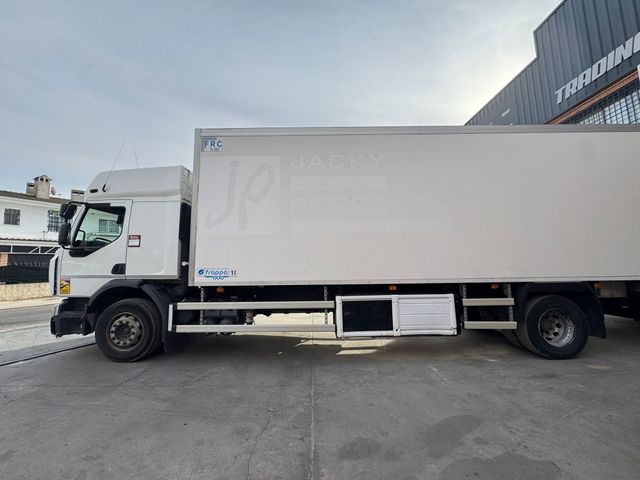 Renault Trucks D 19 Wide P4X2 280 E6