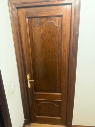 Puerta Madera Sapelli con Cristal