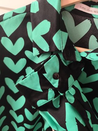 Camisa estampada de corazones