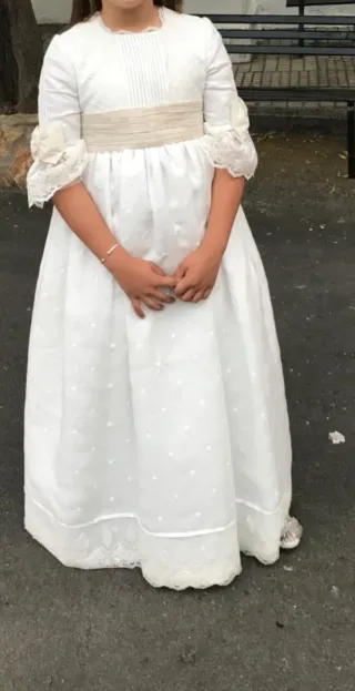 Vestido de comunión hecho a mano