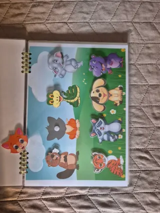 Libro de Actividades Infantil Arcoíris