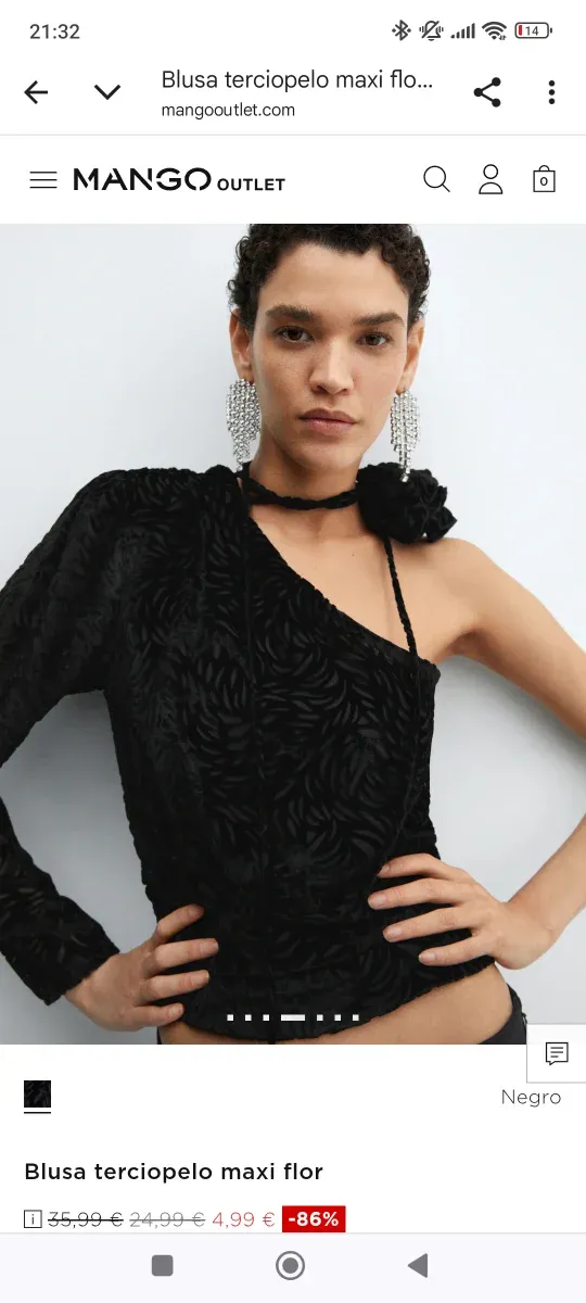 Blusa Mango terciopelo maxi flor