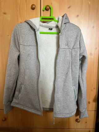 Chaqueta mujer gris con forro polar