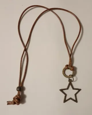 Collana con ciondolo stella