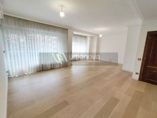 Piso en alquiler en Centro en Logroño