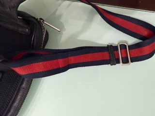 Riñonera Gucci Negra y Multicolor