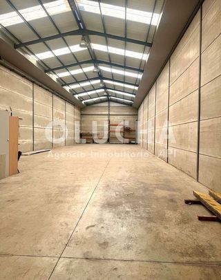 Nave industrial en alquiler en Onda