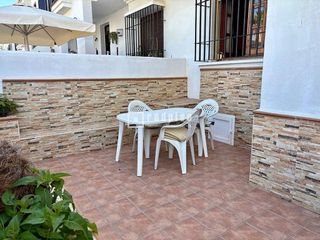 Casa adosada en alquiler en Los Álamos en Torremolinos