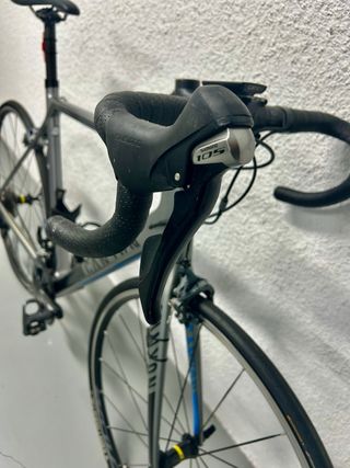 Bicicleta de carretera Canyon Carbono