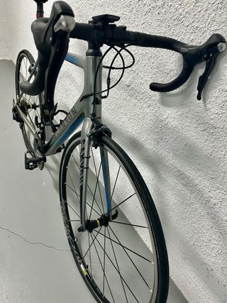 Bicicleta de carretera Canyon Carbono