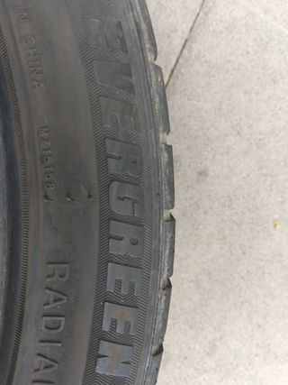 Neumáticos 225/45 R17