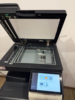 Impresora profesional DEVELOP ineo+ 250i