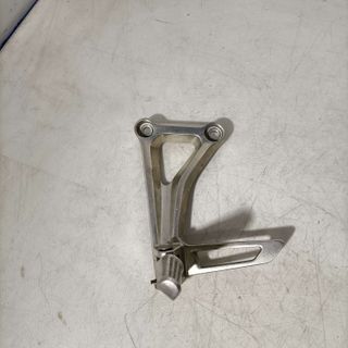 Estribera trasera izquierda Honda CB 650 F 2014