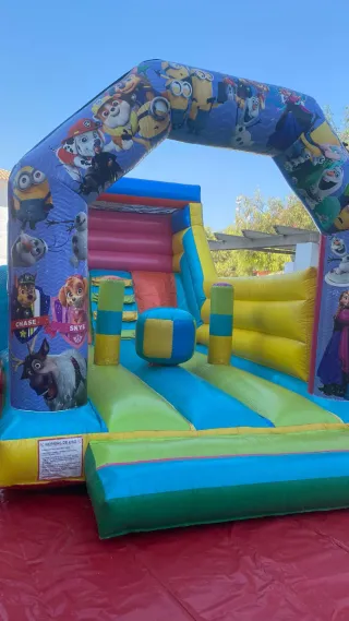 Alquiler castillos hincables