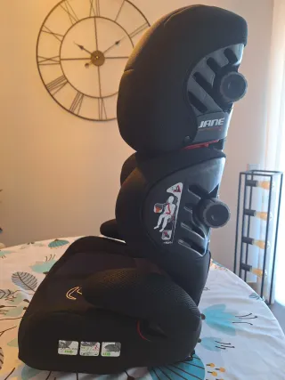 Silla coche Jané Isofix
SE REGALA.