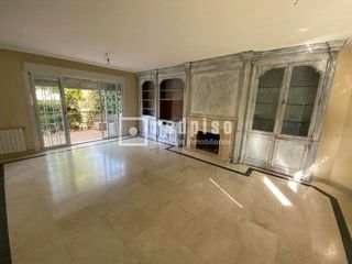 Casa adosada en alquiler en Prado de Somosaguas en Pozuelo de Alarcón