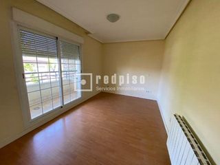 Casa adosada en alquiler en Prado de Somosaguas en Pozuelo de Alarcón