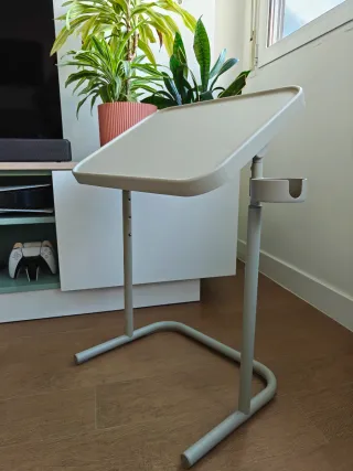 Mesa auxiliar plegable