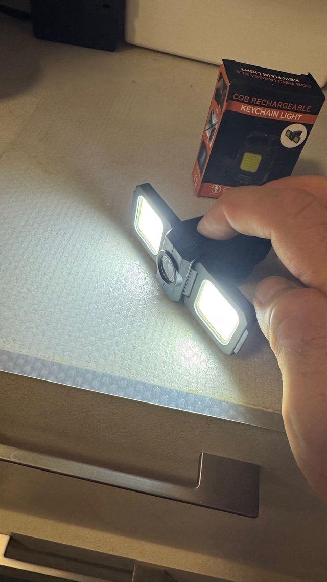 Linterna COB Recargable Llavero