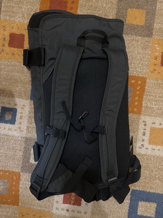 Porta trajes Henty negro