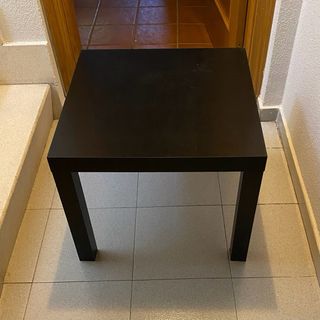 Mesa auxiliar Ikea madera marrón