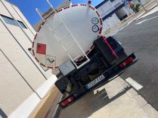 Renault Midlum Cisterna Hidrocarburos