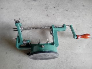 Sbuccia mela con ventosa