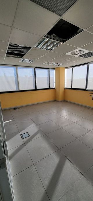 Oficina en alquiler en Orcoyen