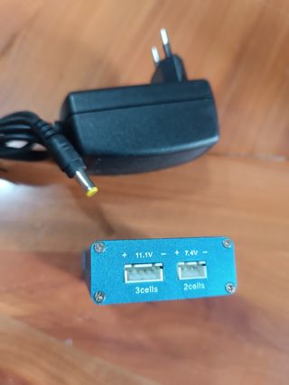 Caricabatteria Lipo 11.1V 7.4V