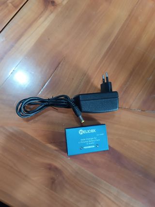 Caricabatteria Lipo 11.1V 7.4V