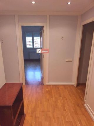 Piso en alquiler en Joc de la Bola - Camps d'Esports - Ciutat Jardí - Montcada en Lleida