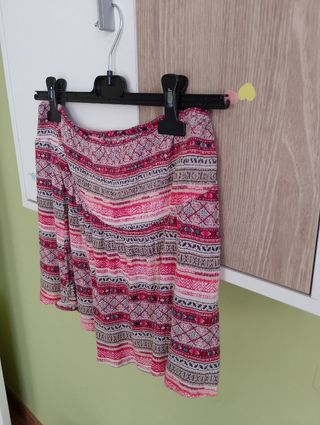Minifalda vuelo estampado tribal Bershka Talla M