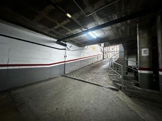 Garaje en venta en Centre - Eixample – Can Llobet – Can Serra en Barbera del Vallès