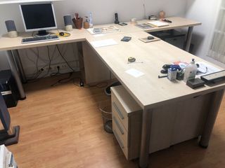Mesa de despacho madera y metal