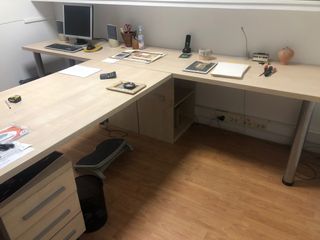 Mesa de despacho madera y metal