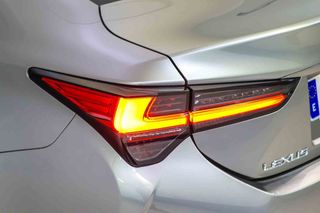 Lexus RC 2.5 300h Executive Navigation