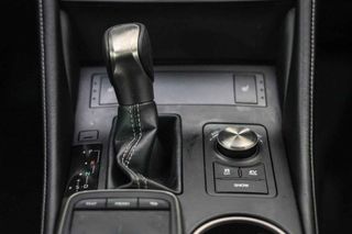 Lexus RC 2.5 300h Executive Navigation