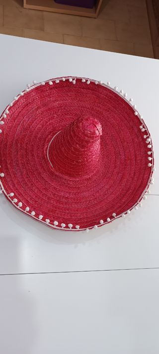 Sombrero Mexicano Rojo con Pompones Blancos