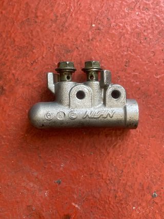 Repartidor Freno Piaggio Beverly 125 2004