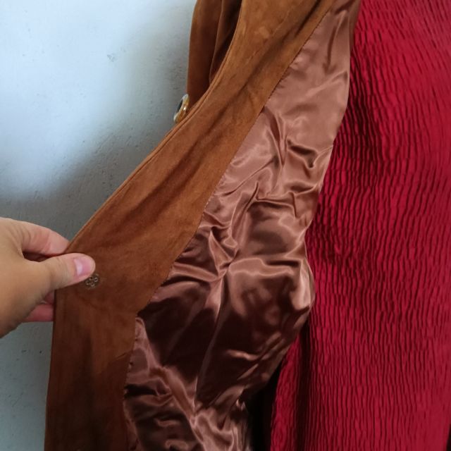 Giacca D68 in pelle scamosciata. Giacca taglia 48