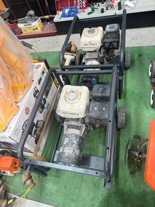 Generador Honda DGH 5000 B