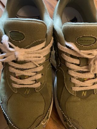 Zapatillas New Balance verdes bordadas